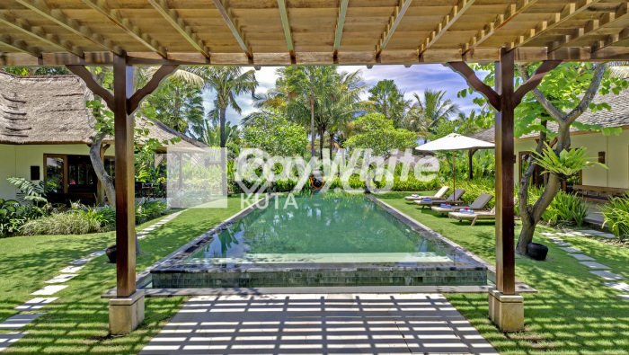 Rumah Luxury Modern Siap Huni di Cemagi Badung Rumah Luxury Modern Siap Huni di Cemagi Badung