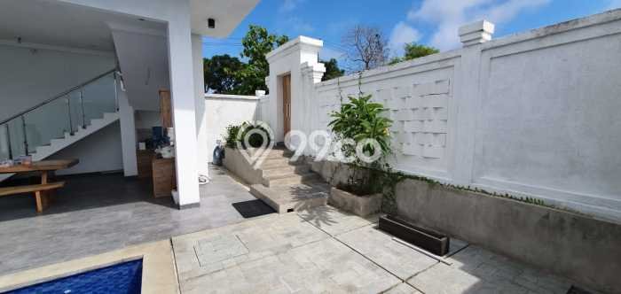 Ready to Use! Luxury House LT 210m2 Desain Modern di Jimbaran Ready to Use! Luxury House LT 210m2 Desain Modern di Jimbaran