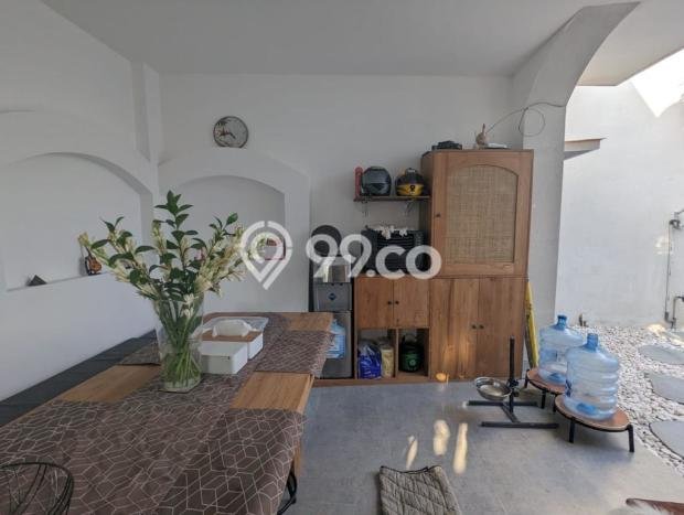 Rumah Luxury Modern Siap Huni di Seminyak Badung Rumah Luxury Modern Siap Huni di Seminyak Badung