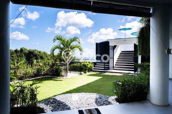 Dijual Rumah Luas Elegan Dengan View Eksklusif di Jimbaran, Badung Dijual Rumah Luas Elegan Dengan View Eksklusif di Jimbaran, Badung
