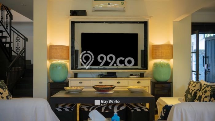 Rumah Elit Modern Siap Huni di Seminyak Badung Rumah Elit Modern Siap Huni di Seminyak Badung