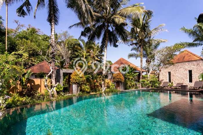 Hunian Mewah Siap Huni LT 1700m2 di Ubud, Gianyar Hunian Mewah Siap Huni LT 1700m2 di Ubud, Gianyar