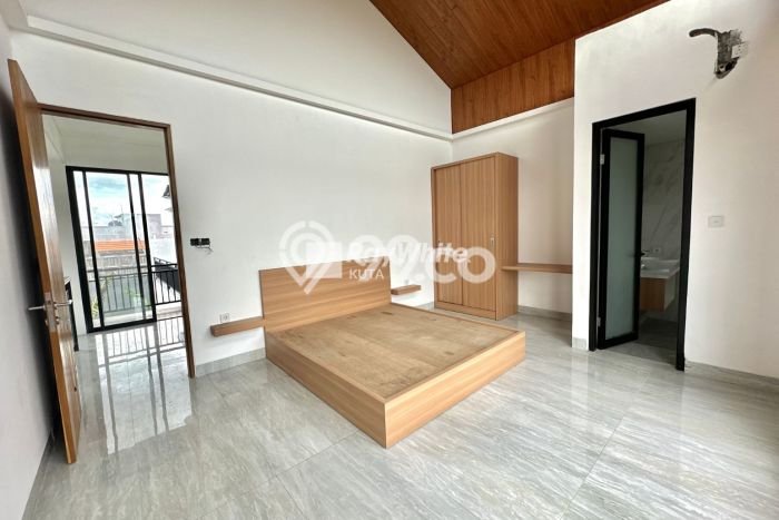 Rumah Luxury Modern Tanpa Renovasi di Canggu Badung Rumah Luxury Modern Tanpa Renovasi di Canggu Badung
