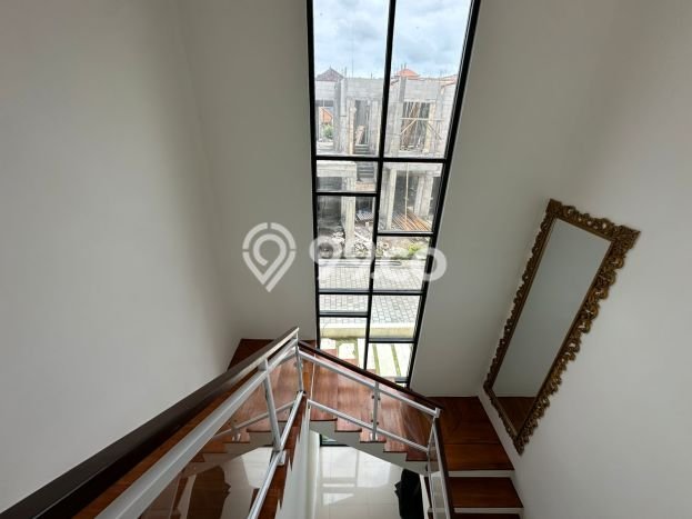 Vila Asri Kawasan , Area 285m2m², Dekat ke beragam fasilitas Vila Asri Kawasan , Area 285m2m², Dekat ke beragam fasilitas