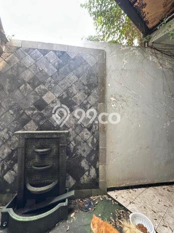 Dijual Rumah 4 Kamar Lokasi Ideal Bagus dan Strategis di Banyumanik Dijual Rumah 4 Kamar Lokasi Ideal Bagus dan Strategis di Banyumanik