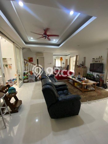 Ready to Use! Luxury House LT 260m2 Desain Modern di Pondok Indah Ready to Use! Luxury House LT 260m2 Desain Modern di Pondok Indah