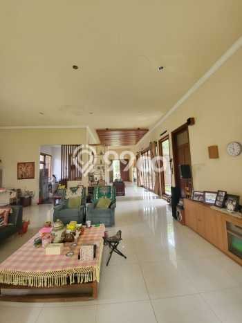 Ready to Use! Premium House LT 749m2 Desain Modern di Bintaro Ready to Use! Premium House LT 749m2 Desain Modern di Bintaro