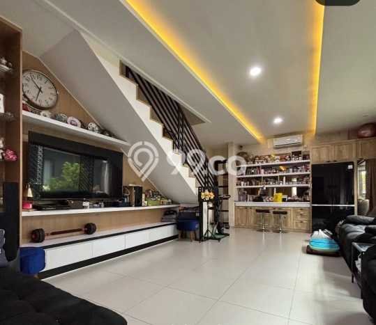 Siap Huni Rumah Mewah 3 Kamar di Pesanggrahan Dekat ke Mana Pun Siap Huni Rumah Mewah 3 Kamar di Pesanggrahan Dekat ke Mana Pun