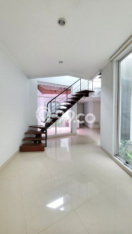 Jual Rumah Eksklusif 3 KT di Bintaro, Tangerang Selatan Jual Rumah Eksklusif 3 KT di Bintaro, Tangerang Selatan