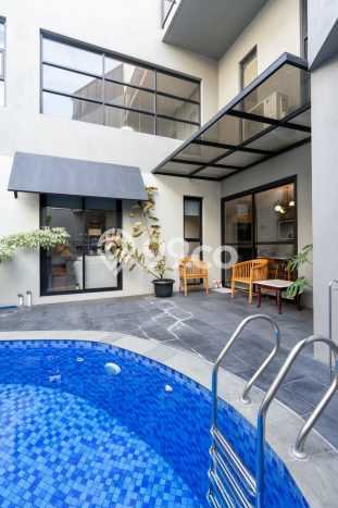 Rumah Elit Modern Siap Huni di Bintaro Tangerang Selatan Rumah Elit Modern Siap Huni di Bintaro Tangerang Selatan