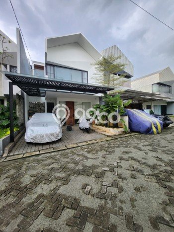 Siap Huni Hunian Elit 3 Kamar di Pesanggrahan Dekat ke Mana Pun Siap Huni Hunian Elit 3 Kamar di Pesanggrahan Dekat ke Mana Pun