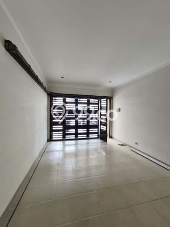 Dijual Rumah Luas Megah Dengan View Eksklusif di Bintaro, Tangerang Selatan Dijual Rumah Luas Megah Dengan View Eksklusif di Bintaro, Tangerang Selatan