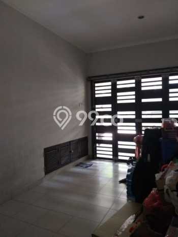 Jual Rumah Mewah Elegan Dengan View Eksklusif di Bintaro, Tangerang Selatan Jual Rumah Mewah Elegan Dengan View Eksklusif di Bintaro, Tangerang Selatan