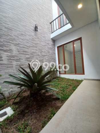 Rumah Elit Modern Siap Huni di Bintaro Tangerang Selatan Rumah Elit Modern Siap Huni di Bintaro Tangerang Selatan