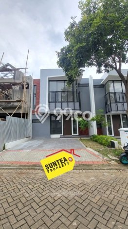 Rumah Elit LB 96m2 Siap Pakai Desain Elegan di Bintaro, Tangerang Selatan Rumah Elit LB 96m2 Siap Pakai Desain Elegan di Bintaro, Tangerang Selatan