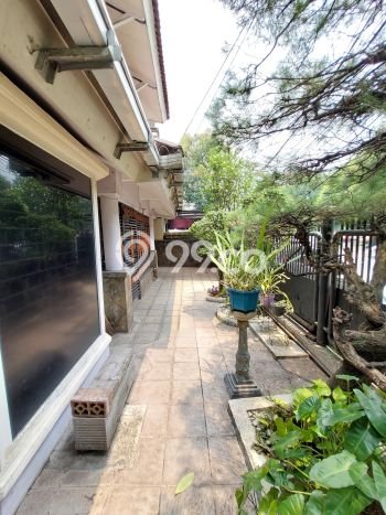 Dijual Rumah Mewah Elegan Dengan View Eksklusif di Bintaro, Tangerang Selatan Dijual Rumah Mewah Elegan Dengan View Eksklusif di Bintaro, Tangerang Selatan