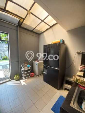 Rumah Modern 2 KT di Bintaro Tangerang Selatan Semi Furnished Rumah Modern 2 KT di Bintaro Tangerang Selatan Semi Furnished