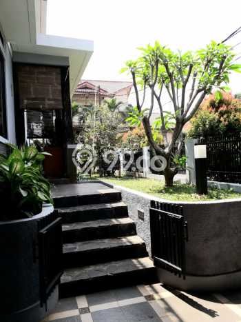Rumah Elit Modern Tanpa Renovasi di Bintaro Tangerang Selatan Rumah Elit Modern Tanpa Renovasi di Bintaro Tangerang Selatan