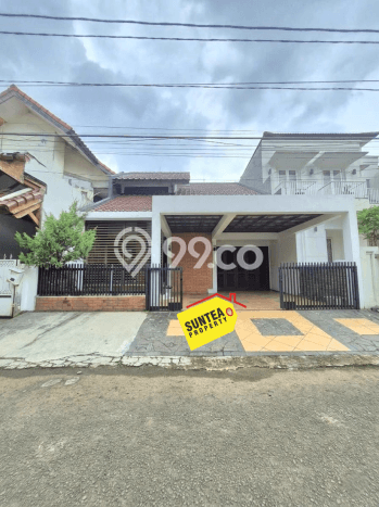 Rumah Mewah LB 200m2 Siap Huni Desain Elegan di Bintaro, Tangerang Selatan Rumah Mewah LB 200m2 Siap Huni Desain Elegan di Bintaro, Tangerang Selatan