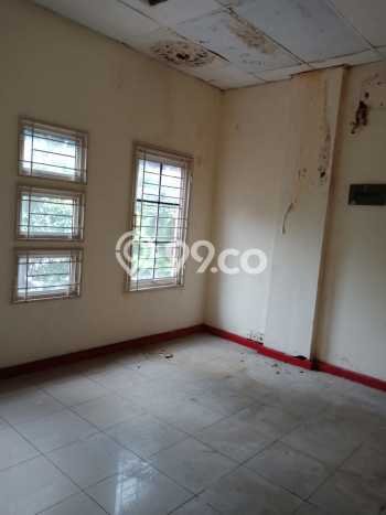 Ruko Dijual di Prime Area Jakarta Barat Luas 189m2 Ruko Dijual di Prime Area Jakarta Barat Luas 189m2