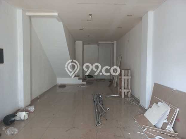 Ruko Dijual di Cengkareng LT 67m2, LB 200m2 untuk Investasi Ruko Dijual di Cengkareng LT 67m2, LB 200m2 untuk Investasi