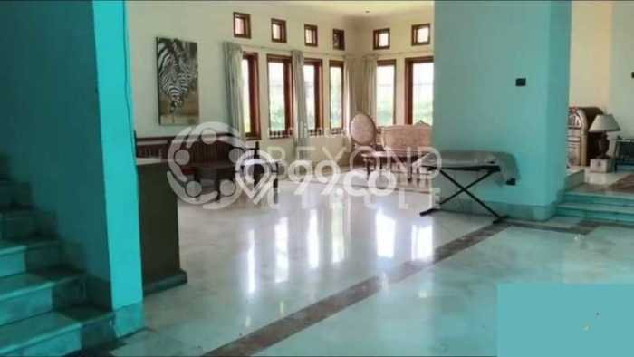 Dijual Rumah Mewah Megah Dengan View Cantik di Taman Kopo Indah, Bandung Dijual Rumah Mewah Megah Dengan View Cantik di Taman Kopo Indah, Bandung