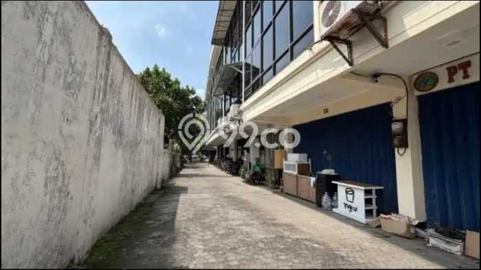 Ruko Favorit Dijual di Genteng Surabaya Kawasan Pusat Bisnis Ruko Favorit Dijual di Genteng Surabaya Kawasan Pusat Bisnis