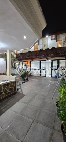 Ready to Use! Premium House LT 449m2 Desain Modern di Oro-Oro Dowo Ready to Use! Premium House LT 449m2 Desain Modern di Oro-Oro Dowo
