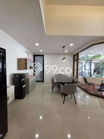 Ready to Use! Premium House LT 449m2 Desain Modern di Oro-Oro Dowo Ready to Use! Premium House LT 449m2 Desain Modern di Oro-Oro Dowo