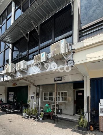 Ruko Favorit Dijual di Genteng Surabaya Kawasan Pusat Bisnis Ruko Favorit Dijual di Genteng Surabaya Kawasan Pusat Bisnis