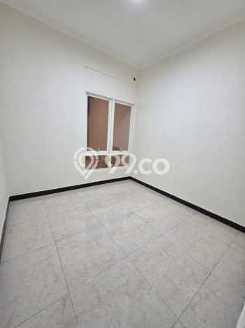 For Sale Rumah 3 Kamar Lokasi Ideal Nyaman dan Strategis di Sidoarjo For Sale Rumah 3 Kamar Lokasi Ideal Nyaman dan Strategis di Sidoarjo