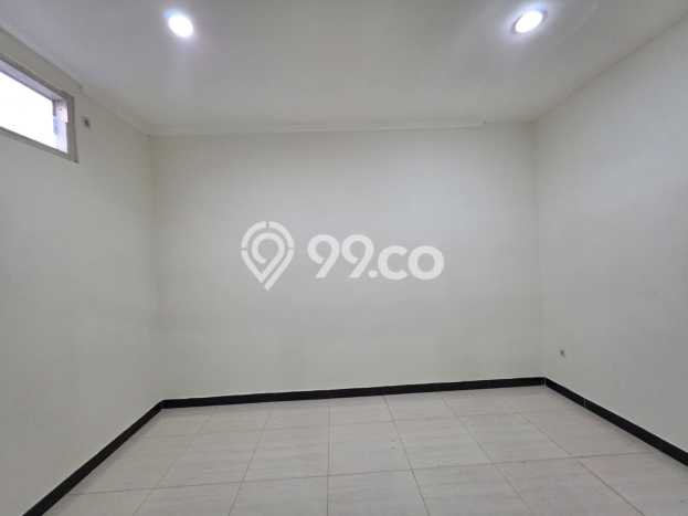 For Sale Rumah 3 Kamar Lokasi Ideal Nyaman dan Strategis di Sidoarjo For Sale Rumah 3 Kamar Lokasi Ideal Nyaman dan Strategis di Sidoarjo