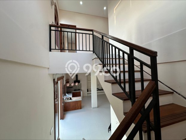 Vila Terawat di , Luas 200m2m², Lingkungan Asri dan aman Vila Terawat di , Luas 200m2m², Lingkungan Asri dan aman