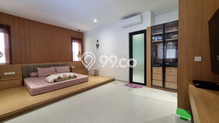 Vila Kawasan , Luas 360m2m², Cocok untuk beragam kebutuhan Vila Kawasan , Luas 360m2m², Cocok untuk beragam kebutuhan