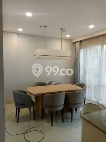 Lokasi strategis! Rumah siap pakai dikontrakkan di Kembangan LB 142m2 Lokasi strategis! Rumah siap pakai dikontrakkan di Kembangan LB 142m2