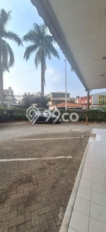Kantor Area Strategis di Pondok Pinang, Luas 300m², Jalan Strategis Kantor Area Strategis di Pondok Pinang, Luas 300m², Jalan Strategis