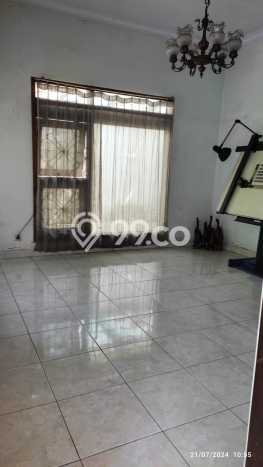 Rumah Luxury Modern Siap Huni di Rawamangun Jakarta Timur Rumah Luxury Modern Siap Huni di Rawamangun Jakarta Timur