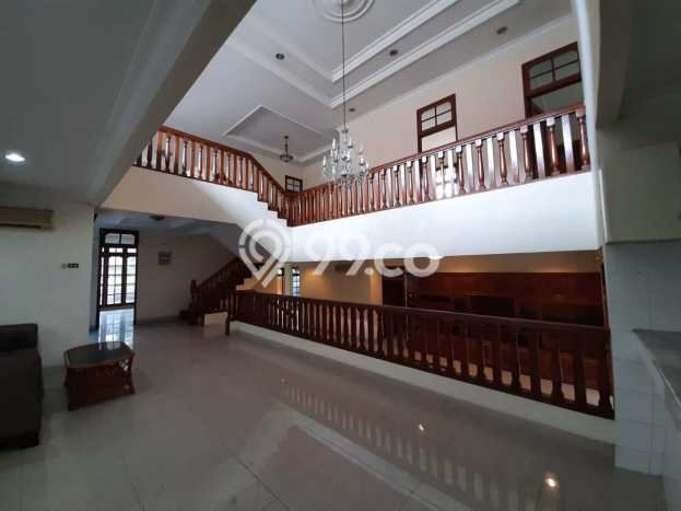 Ready to Use! Luxury House LT 470m2 Desain Elegan di Pondok Indah Ready to Use! Luxury House LT 470m2 Desain Elegan di Pondok Indah