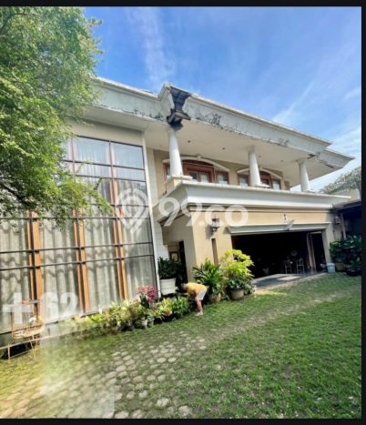 Hunian Eksklusif Siap Huni LT 1380m2 di Kebayoran Baru, Jakarta Selatan Hunian Eksklusif Siap Huni LT 1380m2 di Kebayoran Baru, Jakarta Selatan