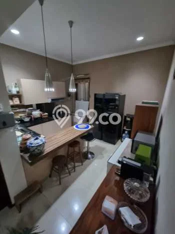 Jual Cepat Hunian Mewah Klasik di Bandung Jual Cepat Hunian Mewah Klasik di Bandung