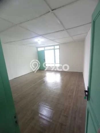 Disewakan! Rumah 5 Kamar Tidur &
2 Kamar Mandi di Sayap Dago, Bandung Disewakan! Rumah 5 Kamar Tidur &
2 Kamar Mandi di Sayap Dago, Bandung