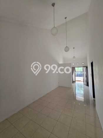Rumah Modern 2 Kamar LT 96m2 di Taman Kopo Indah Rumah Modern 2 Kamar LT 96m2 di Taman Kopo Indah