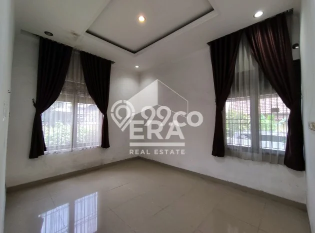 Jual Rumah Bagus Siap Huni LB 150m2 di Cibinong, Bogor Jual Rumah Bagus Siap Huni LB 150m2 di Cibinong, Bogor