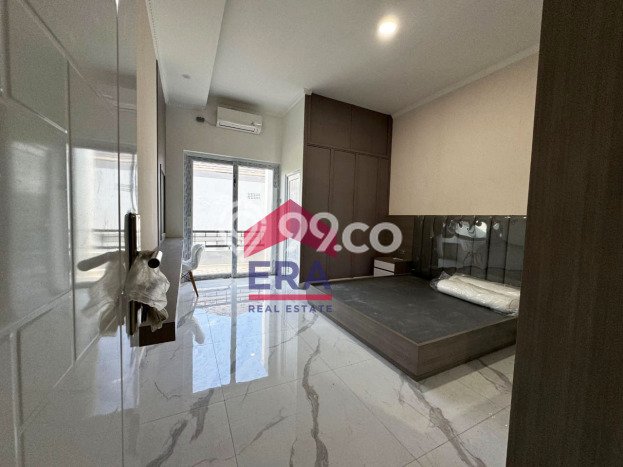 Rumah Mewah Siap Huni LT 280m2 di Pontianak Selatan, Pontianak Rumah Mewah Siap Huni LT 280m2 di Pontianak Selatan, Pontianak