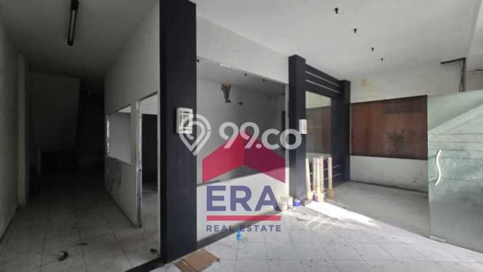 Unit Ruko Dijual di Pontianak Selatan Pontianak Luas Tanah 308m2, Luas Bangunan 360m2 Unit Ruko Dijual di Pontianak Selatan Pontianak Luas Tanah 308m2, Luas Bangunan 360m2