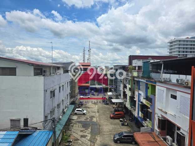 Unit Ruko Dijual di Pontianak Kota Pontianak Luas Bangunan 792m2 Unit Ruko Dijual di Pontianak Kota Pontianak Luas Bangunan 792m2