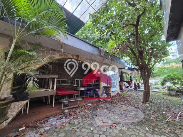 Lokasi strategis! Rumah siap pakai disewakan di Pontianak Selatan LB 460m2 Lokasi strategis! Rumah siap pakai disewakan di Pontianak Selatan LB 460m2