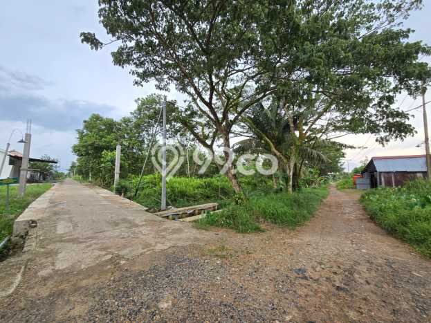 Lahan Strategis di Pontianak Selatan Dijual dengan Luas 371m2 Lahan Strategis di Pontianak Selatan Dijual dengan Luas 371m2