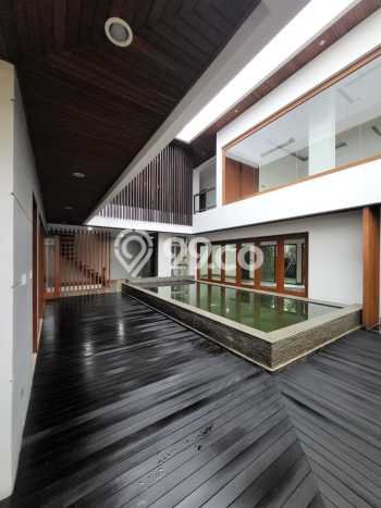 Rumah Luxury Modern Siap Huni di Pondok Indah Jakarta Selatan Rumah Luxury Modern Siap Huni di Pondok Indah Jakarta Selatan