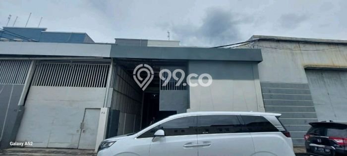 Gudang Disewa di Jakarta Utara dengan LB 380m2 Area Komersial Ramai Gudang Disewa di Jakarta Utara dengan LB 380m2 Area Komersial Ramai